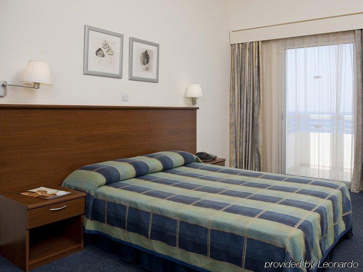 Sentido Kouzalis Beach Hotel Protaras Oda fotoğraf
