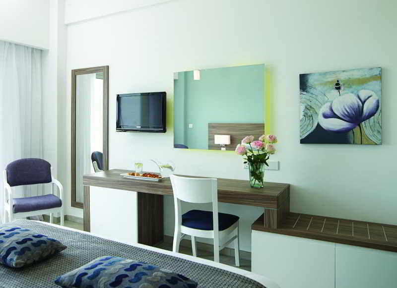 Sentido Kouzalis Beach Hotel Protaras Dış mekan fotoğraf